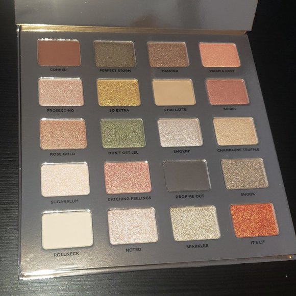 ICONIC LONDON  Nice To Naughty Eyeshadow Palette $70 - Picture 4 of 10
